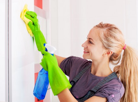 Professional end of tenancy cleaning for a Twickenham flat
