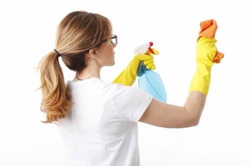Waste disposal and governing law terms for cleaning services